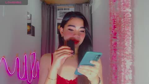 kiaaannaaaa online show from May 10, 1:22 am
