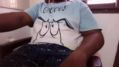 Snapshot of bignaturaldesi chatting on December 14, 12:21 pm bignaturaldesi online show from December 14, 12:21 pm