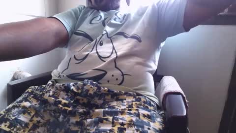 bignaturaldesi online show from February 12, 9:48 am