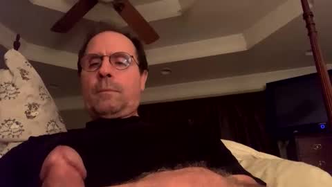 Snapshot of bignjakd6 chatting on November 9, 7:28 am CumCMe online show from November 9, 7:28 am