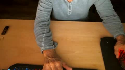 Anton online show from March 22, 2:37 am