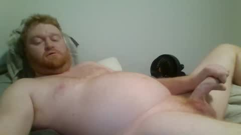 Snapshot of bigred92899 chatting on March 9, 8:51 am bigred92899 online show from March 9, 8:51 am