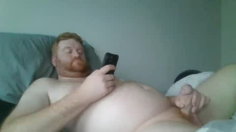 Snapshot of bigred92899 chatting on September 21, 9:38 pm bigred92899 online show from September 21, 9:38 pm