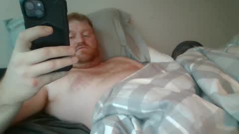 Snapshot of bigred92899 chatting on October 4, 12:25 pm bigred92899 online show from October 4, 12:25 pm