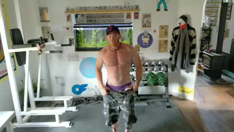 Snapshot of bigredmachine25 chatting on June 18, 4:22 pm Jarvis online show from June 18, 4:22 pm