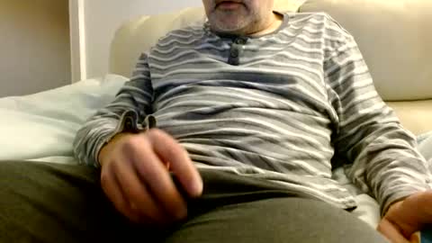 Snapshot of bigricky75 chatting on February 22, 9:46 pm Ricky online show from February 22, 9:46 pm