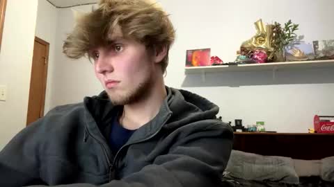 bigskinnyboyshh online show from October 31, 12:00 am