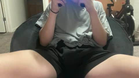 Snapshot of bigsnakejake111 chatting on May 27, 4:20 am bigsnakejake111 online show from May 27, 4:20 am