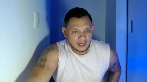 Snapshot of bigthick_blackcock chatting on June 17, 6:38 am MANUEL online show from June 17, 6:38 am