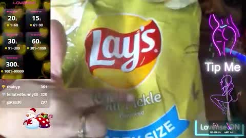 Snapshot of bigthickgirl35 chatting on January 16, 7:28 am Mahogany online show from January 16, 7:28 am