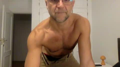 Snapshot of bigvega79 chatting on October 30, 11:16 pm bigvega79 online show from October 30, 11:16 pm