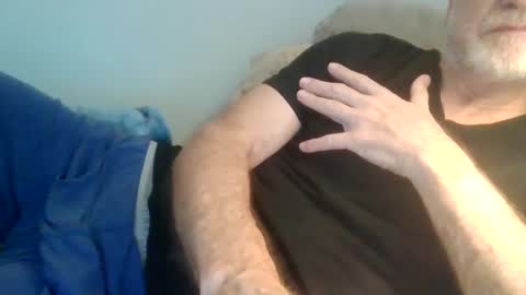 Bigwebone online show from December 10, 5:33 pm