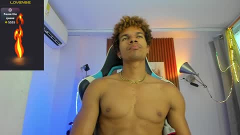 bigxxo online show from May 2, 2:16 am