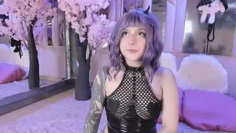 Snapshot of biizzy_noar chatting on November 7, 6:24 am Biizzy online show from November 7, 6:24 am