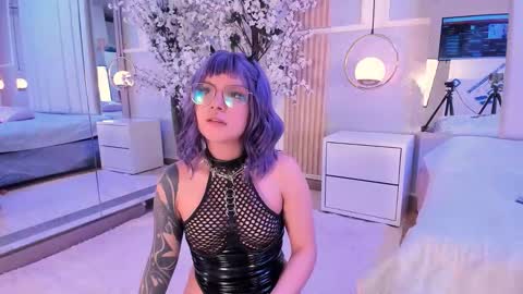 Snapshot of biizzy_noar chatting on November 7, 6:30 pm Biizzy online show from November 7, 6:30 pm