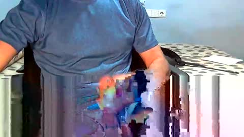 Snapshot of bilie69 chatting on December 15, 4:33 pm bilie online show from December 15, 4:33 pm