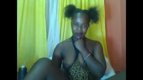 Snapshot of bilion_ass chatting on December 10, 11:54 am TREZAH online show from December 10, 11:54 am