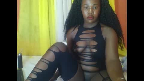 Snapshot of bilion_ass chatting on January 20, 6:43 pm TREZAH online show from January 20, 6:43 pm