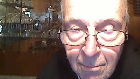 Snapshot of bill_25061 chatting on October 20, 5:24 pm bill_25061 online show from October 20, 5:24 pm