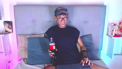 B-I-L-L-I-E 3 online show from October 7, 5:37 am