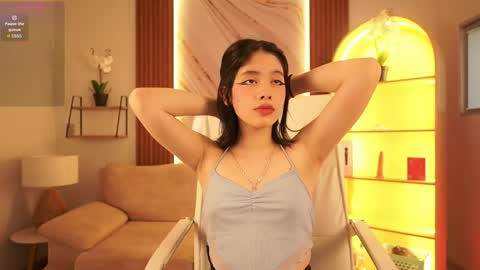 billiebrownn online show from April 7, 7:03 pm