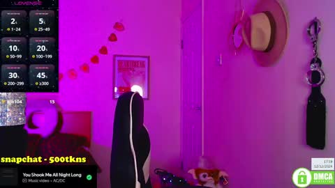 Billie online show from December 12, 5:59 pm