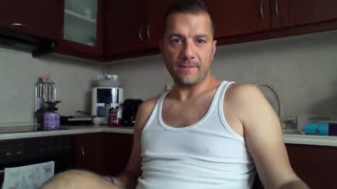 Snapshot of billos26 chatting on May 21, 7:48 am billys greece online show from May 21, 7:48 am