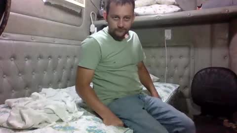 billy_da_goat914050 online show from March 11, 2:43 am