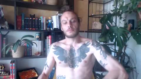Billy FingerCut online show from September 9, 7:08 am
