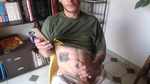 Billy FingerCut online show from August 5, 7:11 am
