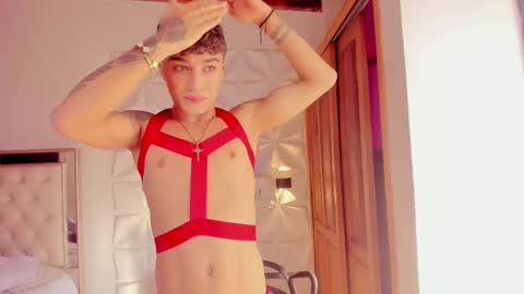 Sam online show from December 22, 9:12 pm