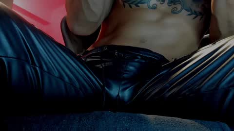 Snapshot of billymayer_ chatting on December 19, 2:35 pm billy online show from December 19, 2:35 pm