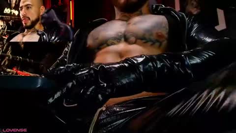 Snapshot of billymayer_ chatting on March 13, 5:19 pm billy online show from March 13, 5:19 pm