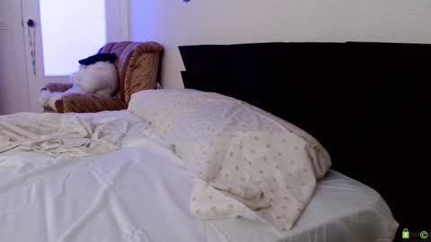 Bill online show from October 5, 9:18 am