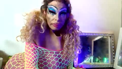 Snapshot of bimbogiga chatting on November 30, 10:36 pm bimbogiga online show from November 30, 10:36 pm