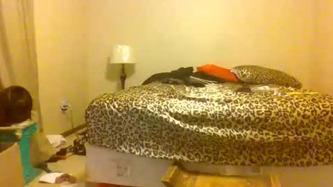 Snapshot of bimbogiga chatting on June 14, 2:24 am bimbogiga online show from June 14, 2:24 am