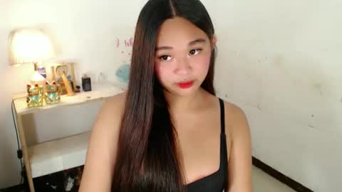 Snapshot of binnie_katchins chatting on November 30, 8:13 pm binnie_katchins online show from November 30, 8:13 pm