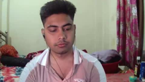 birbikrom104 online show from April 5, 8:33 am