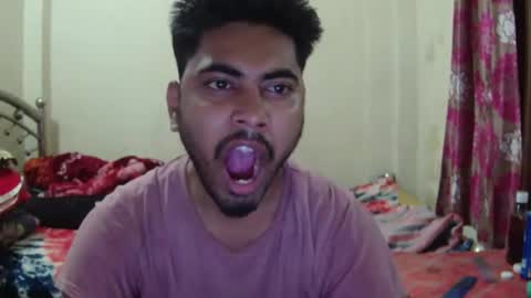 birbikrom104 online show from April 20, 11:13 am