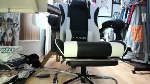 bisexualjay online show from April 28, 12:32 pm