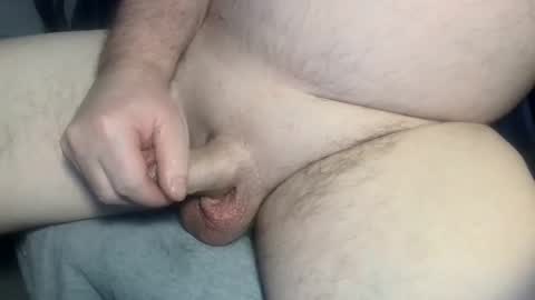 Snapshot of bits_bites chatting on January 10, 2:46 am playful dude online show from January 10, 2:46 am