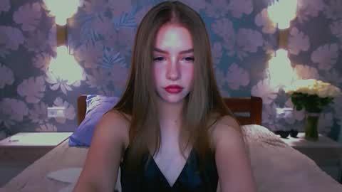 Snapshot of bitter__peach chatting on April 24, 6:21 pm Margo online show from April 24, 6:21 pm