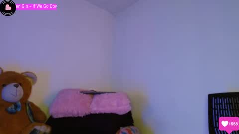 Instagram zpchherry online show from December 11, 4:09 pm