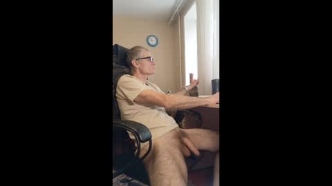 biytwert online show from February 7, 4:05 am