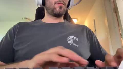 a cool guys online show from June 9, 8:42 pm