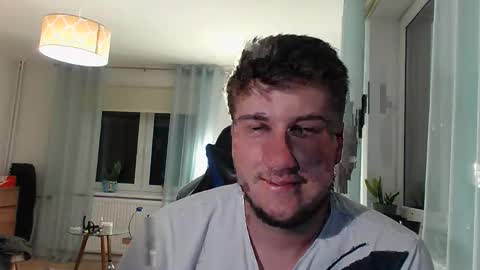 bjguyhugecock online show from May 10, 8:58 pm
