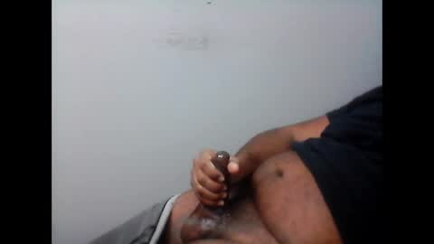 Snapshot of bkbornny chatting on December 31, 6:02 pm sugadaddy online show from December 31, 6:02 pm