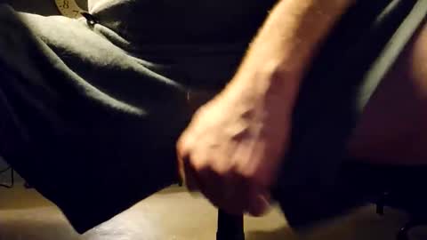 Snapshot of bkupsguy chatting on September 27, 2:16 am bkupsguy online show from September 27, 2:16 am