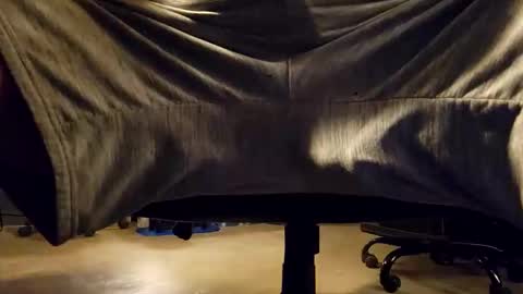 Snapshot of bkupsguy chatting on February 5, 1:32 am bkupsguy online show from February 5, 1:32 am