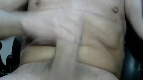 Snapshot of bkzman8 chatting on February 13, 6:09 am bkzman8 online show from February 13, 6:09 am